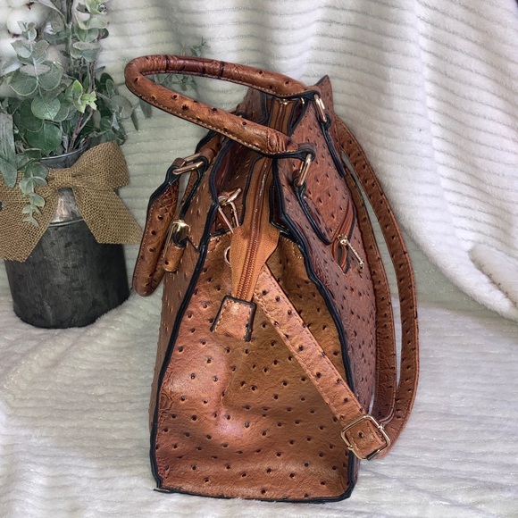Dasein Elegant Brown croc and ostrich embossed hand bag - Picture 4 of 14